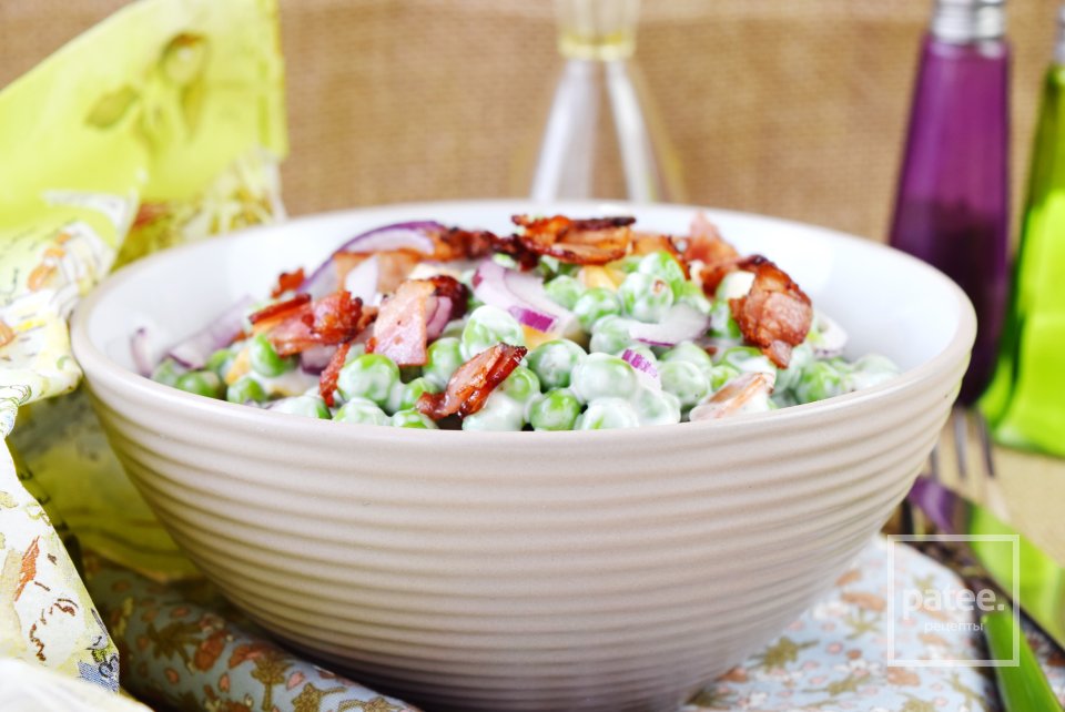 Салат из зеленого горошка с беконом и сыром - Шаг 13