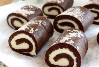 Шоколадные пироженные рулетики