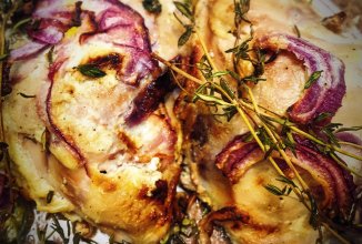 Куриные бедрышки под сметанно-горчичным соусом