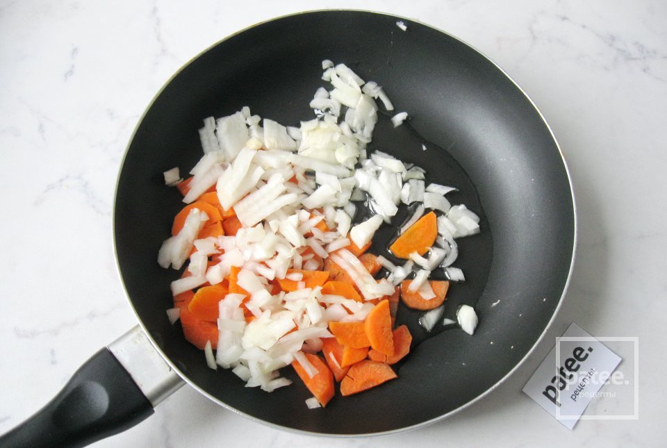 Суп с сухими лесными грибами и лапшой - Шаг 7