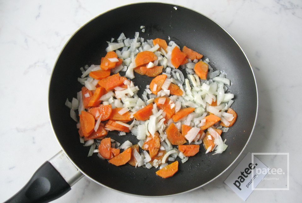 Суп с сухими лесными грибами и лапшой - Шаг 8