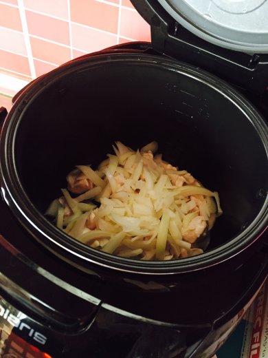 Куриное филе с овощами в мультиварке - Шаг 1