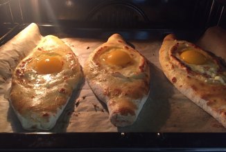 Хачапури по-аджарски