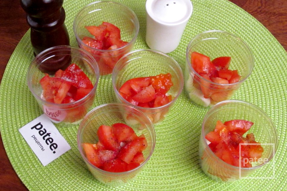 Салат с авокадо, сыром и помидорами - Шаг 9