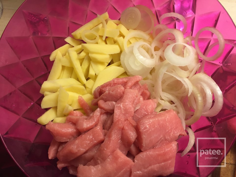 Пирог с мясом и картошкой - Шаг 2