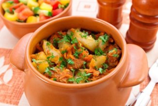 Жаркое в горшочках по-домашнему