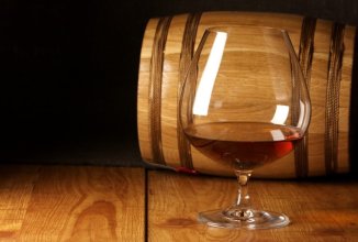 Домашний коньяк на черносливе