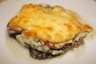 Простейшая Мусака (запеканка с баклажанами и фаршем)