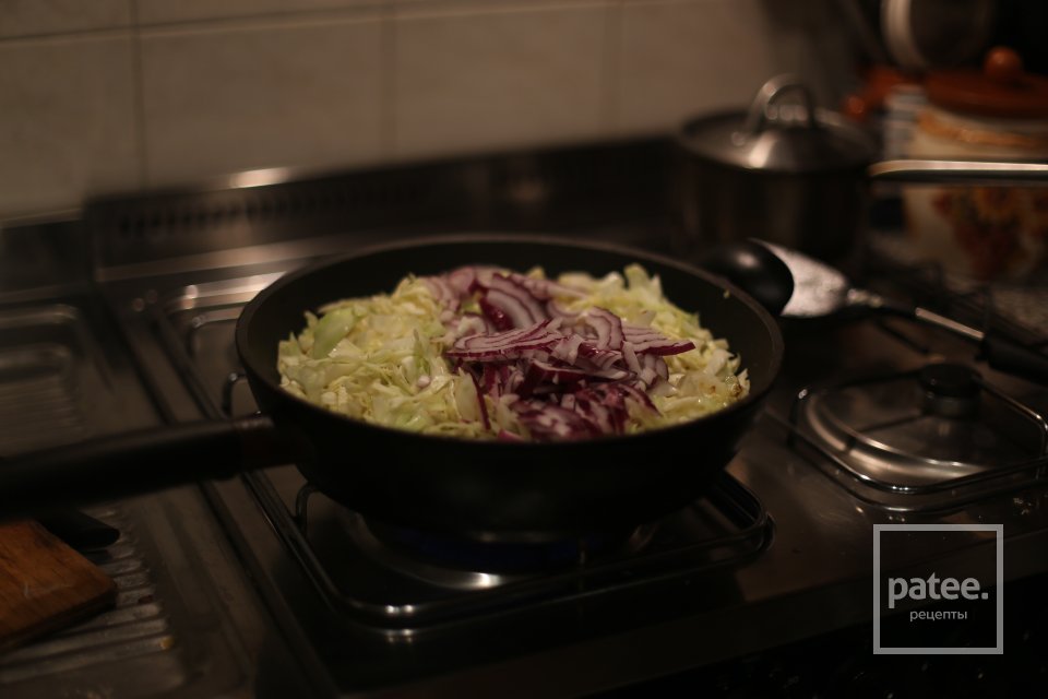 Капуста жареная с яйцом - Шаг 4