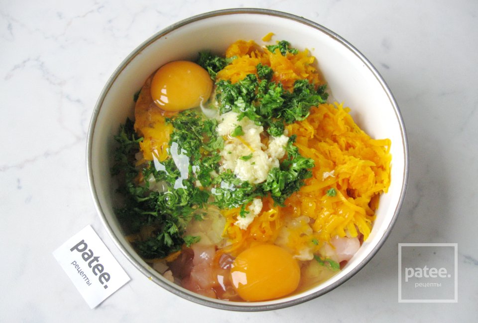 Куриные рубленые котлеты с тыквой - Шаг 10
