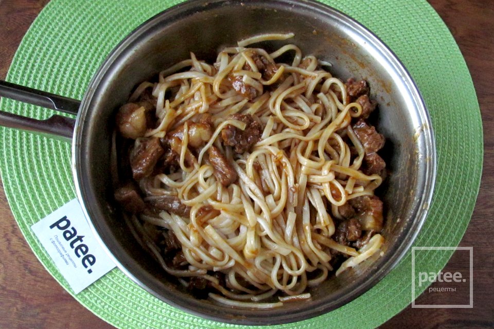 Лапша удон со свининой в соусе - рецепт с фотографиями - Patee. Рецепты