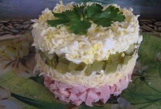 Салат "Минутка" готовится за 5 минут.