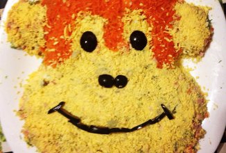 Оливье с колбасой