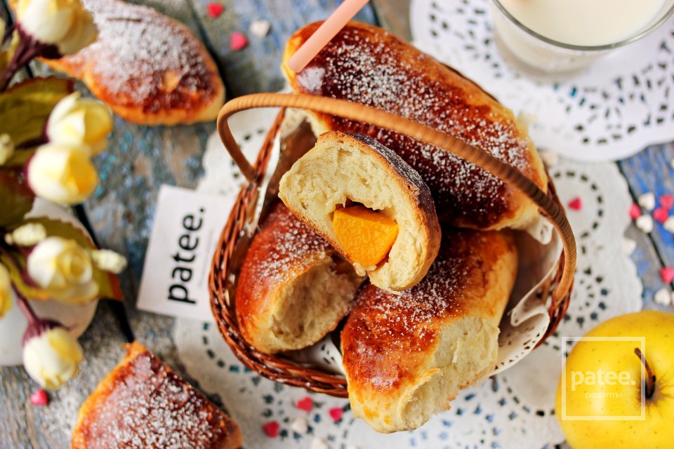 Пирожки с консервированными персиками - Шаг 21