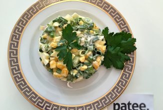 Луковый салат с кукурузой