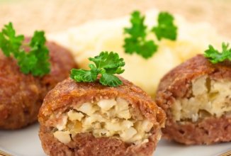 Зразы (котлетки с яичной начинкой)