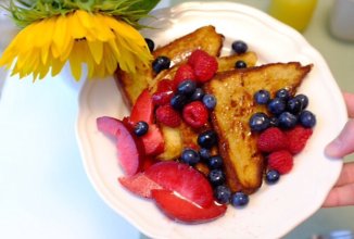 Французские тосты с ягодами