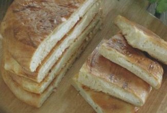 Абхазский ачаш или его еще часто называют хачапуром отличается начинкой!