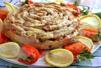 Красивый мясной пирог "Чайная роза"