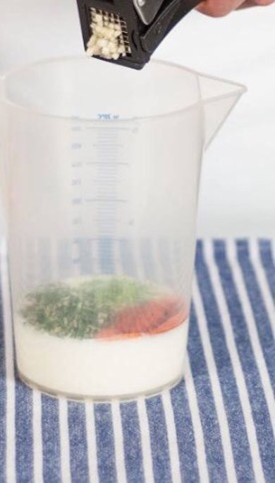 Куриные крылышки в маринаде из пахты - Шаг 1