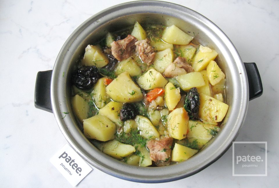 Жаркое из свинины с черносливом - Шаг 16