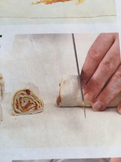 Вертушки с сухофруктами - Шаг 6