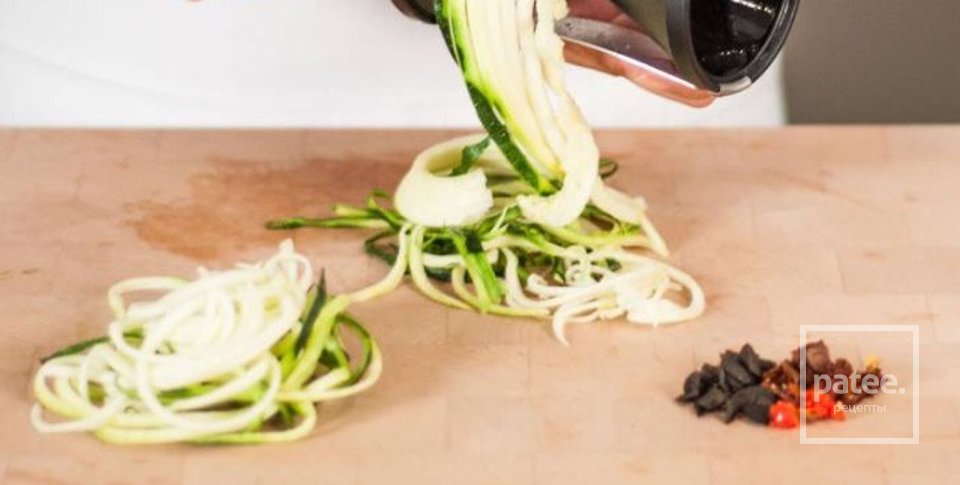 Спагетти из цуккини с лимонным соусом - Шаг 1