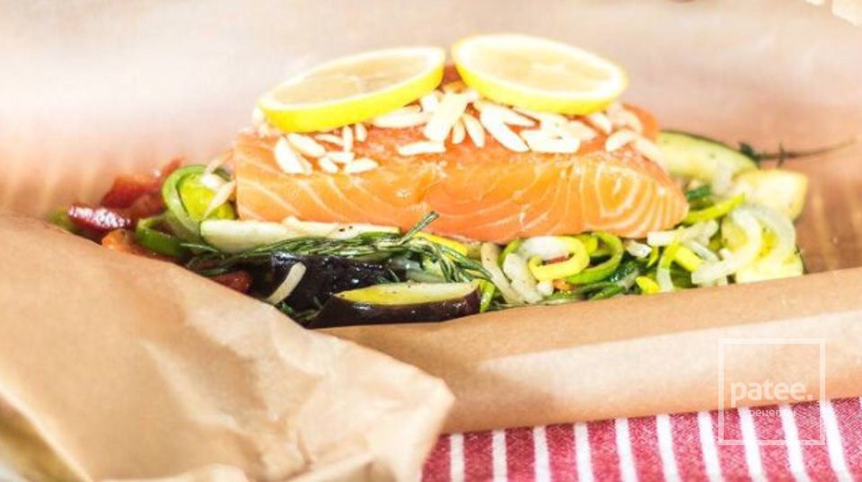 Лосось с овощами в пергаменте - Шаг 4