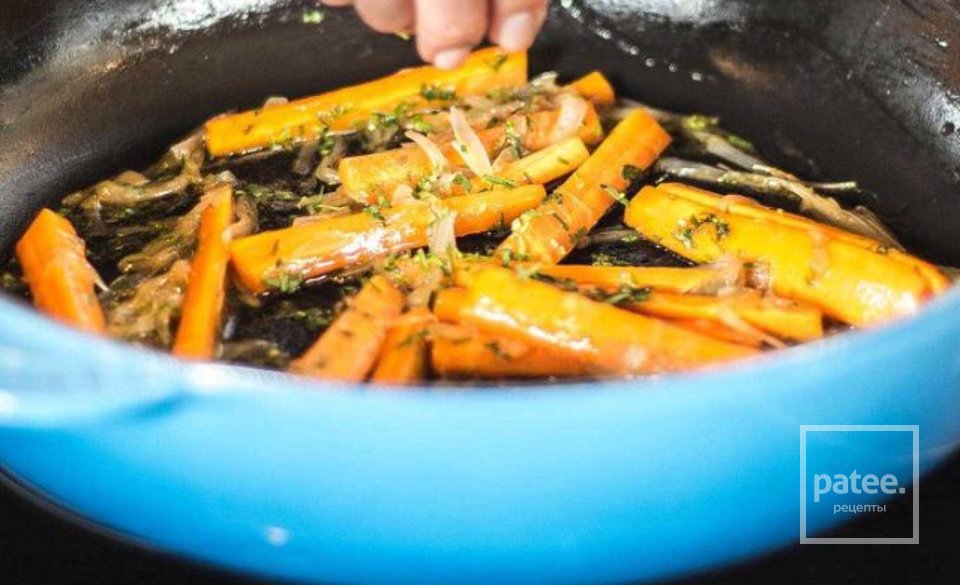 Свиная вырезка с морковью и картофельным пюре - Шаг 6