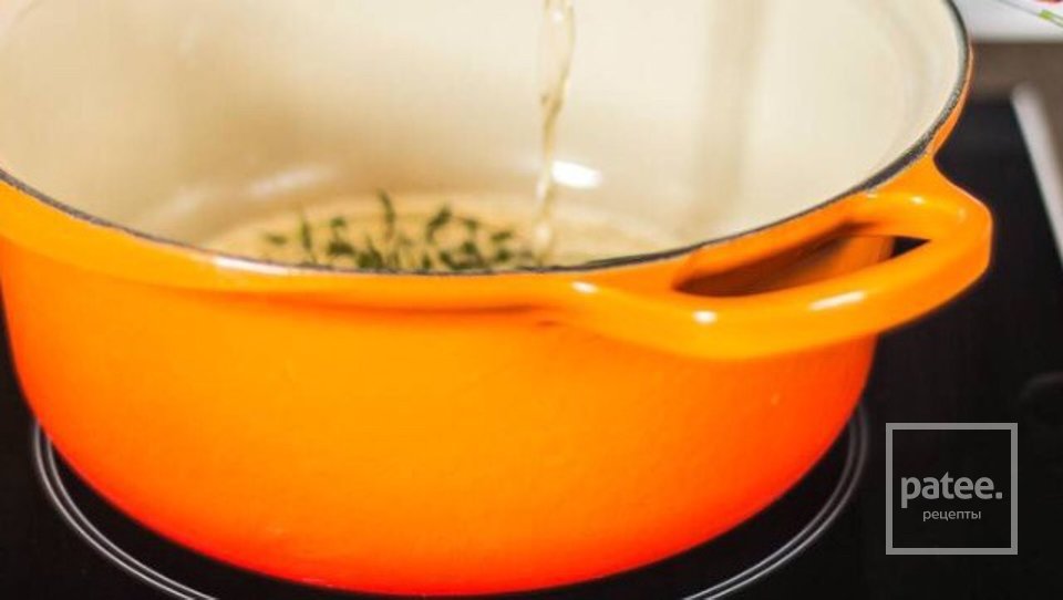 Сливочная полента с грибами - Шаг 1