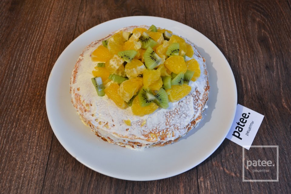 Блинный торт с нежным кремом и фруктами - Шаг 11