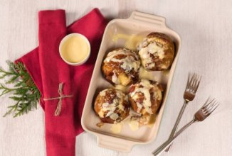 Печеные яблоки с марципаном