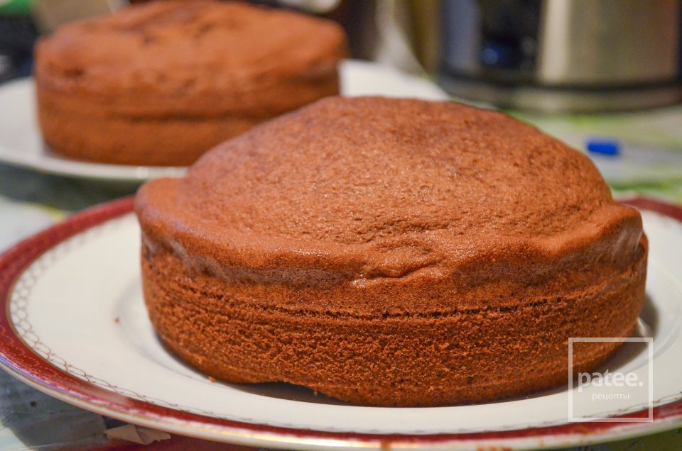 Шоколадно-клубничный торт - Шаг 1