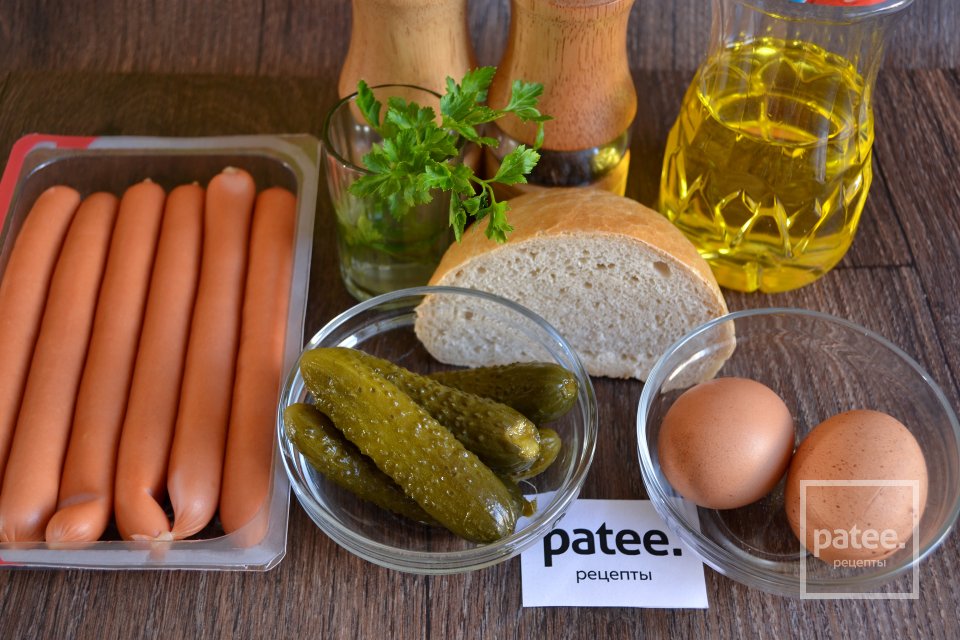 Романтическая яичница в сосиске - Шаг 1