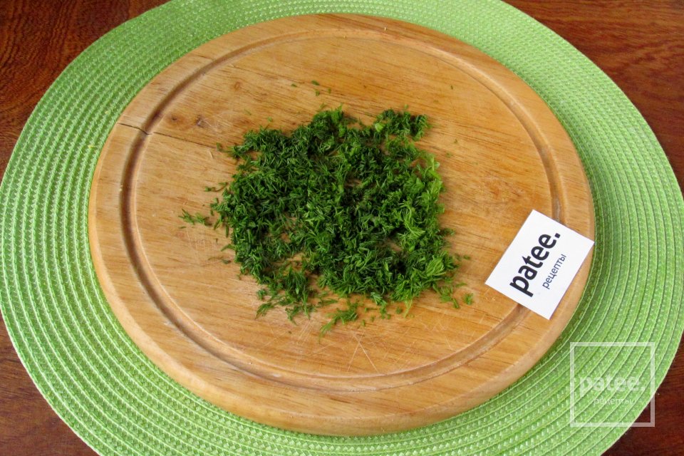 Салат с копчёным кальмаром и картофелем - Шаг 8