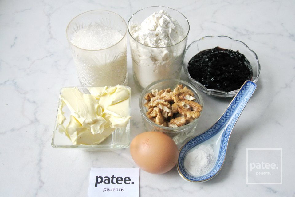 Кухен с черничным джемом и орехами - Шаг 1
