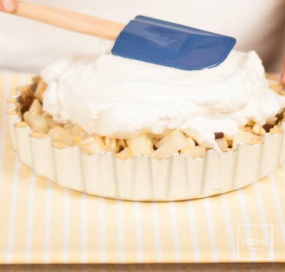 Грушевый пирог с безе - Шаг 7