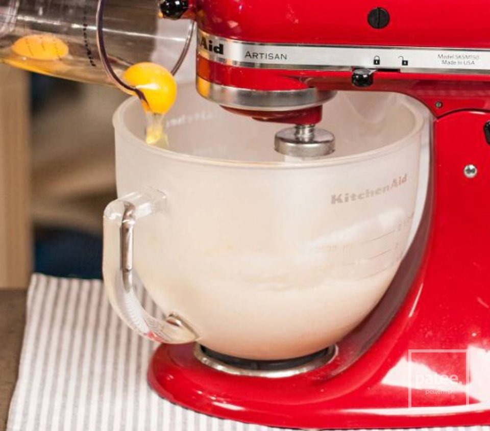 Морковный пирог с глазурью из сливочного сыра - Шаг 3