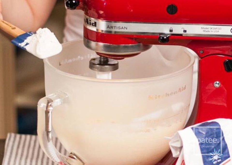 Морковный пирог с глазурью из сливочного сыра - Шаг 4