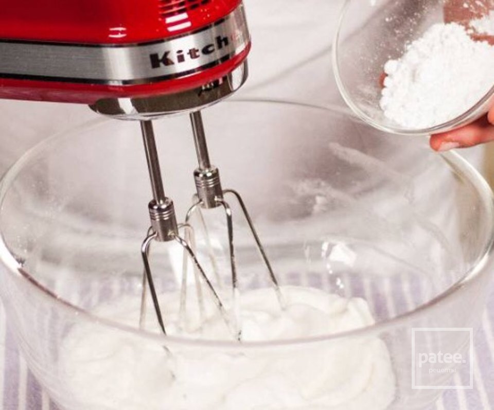 Морковный пирог с глазурью из сливочного сыра - Шаг 7