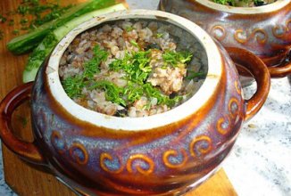 Гречневая каша с грибами в горшочке