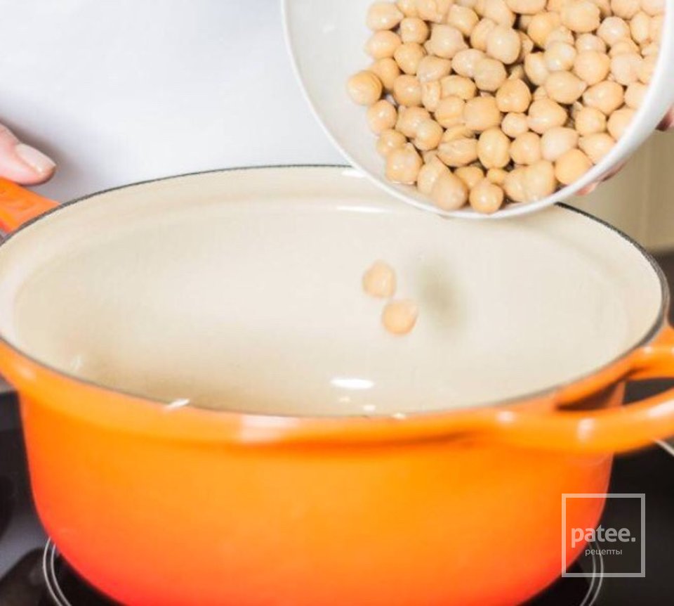 Изысканный салат с турецким горохом - Шаг 2