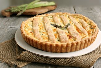 Пирог с зеленым луком и яйцом