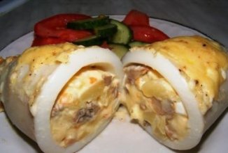 Кальмары фаршированные картофелем и грибами