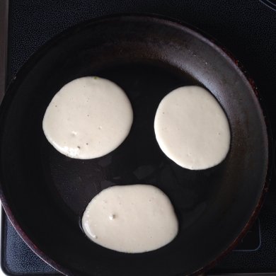 Оладьи на сыворотке - Шаг 2