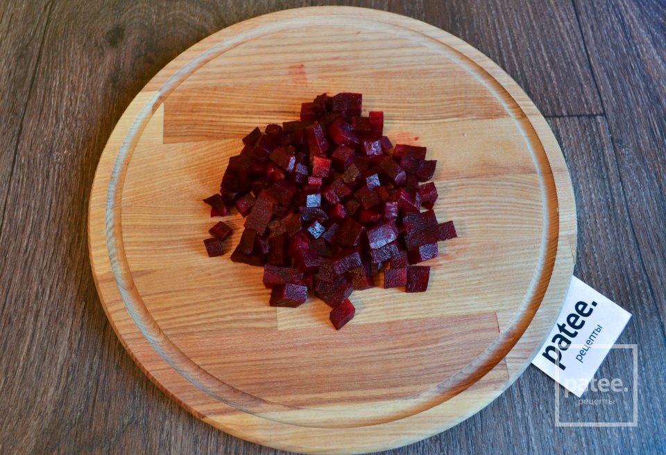 Салат со свеклой и курицей - Шаг 5