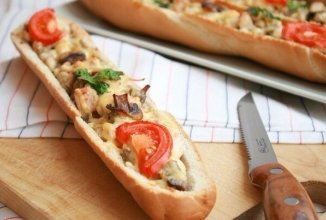 Багет фаршированый курочкой и грибами