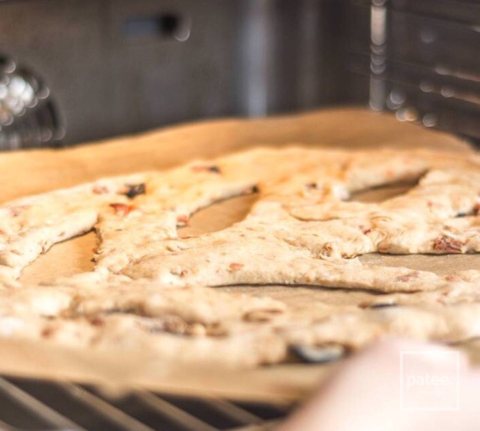 Французский фугас с сушеными помидорами - Шаг 4