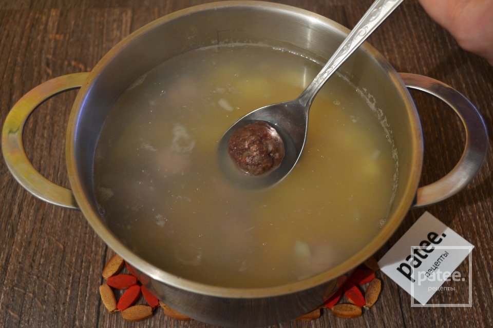 Суп с фрикадельками из говядины - Шаг 13