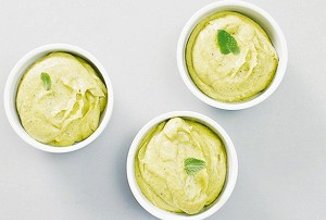 Фисташковый мусс с авокадо